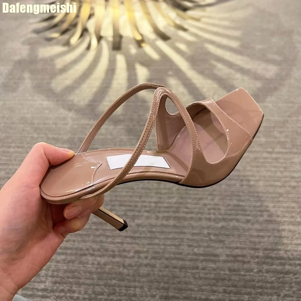 Nude Patent Leather Fashion Sa - Crossfit Outdoor ulasan dan harga