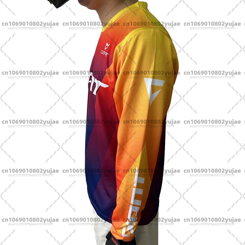 Men's Giant Long Sleeve Mounta - Crossfit Gear For Men ulasan dan harga